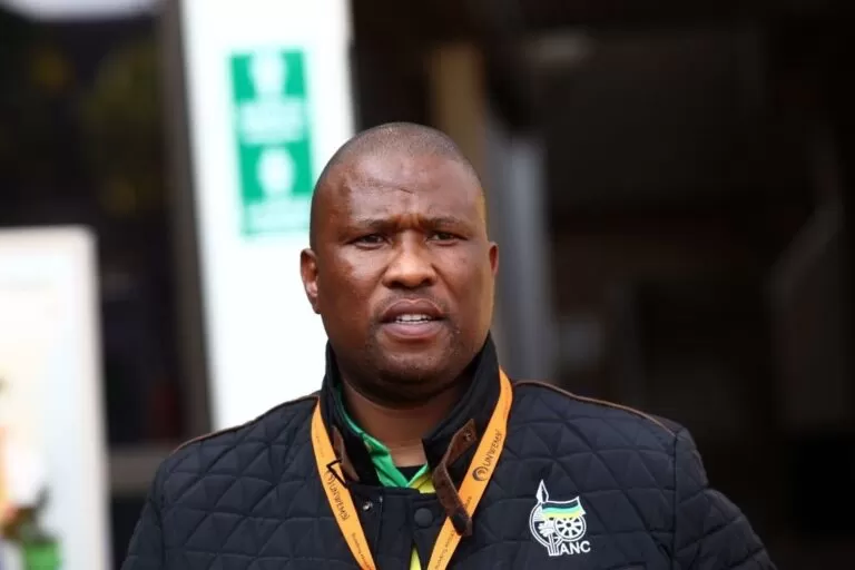 Oscar Mabuyane