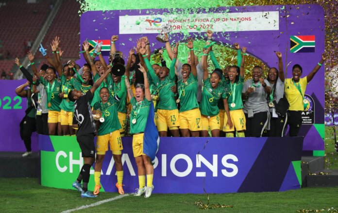 Banyana Banyana players celebrate after winning the 2022 Women's Africa Cup of Nations (@CAFWomen)