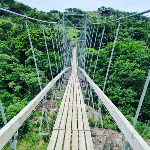 The swing Umzamba Bridge on the Express Tour