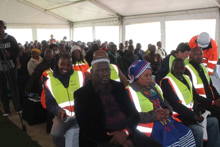 Mbalula closed the month of October by visiting uMsikaba Bridge for oversight