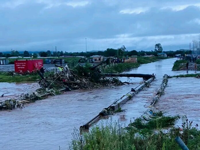 HEAVY RAIN CAUSED FLOODING IN KOMANI, EASTERN CAPE.