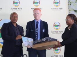 KUWONGWE ABESITHILI SE ALFRED NZO