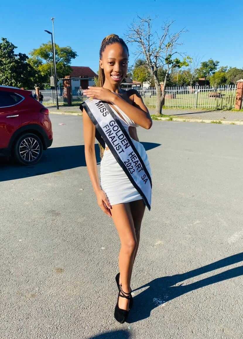 Beauty pageant contestant pleads with the public to make her dream come true