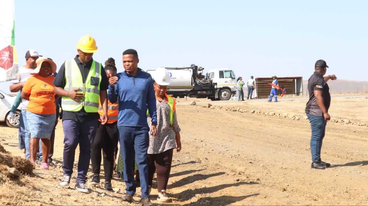 Umzimvubu Local Municipality Embarks on Road Repair Initiative in Emaxesibeni and KwaBhaca