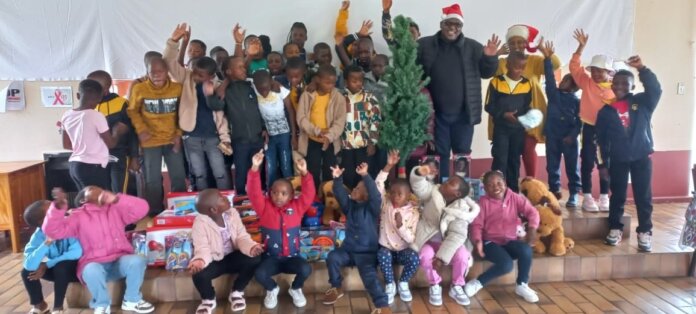 Joyful Christmas Celebrations: KSD Executive Mayor Spreads Festive Cheer