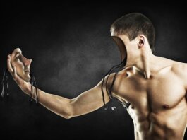 Prompt Engineering Revolutionizes AI with Focus on Accuracy and Explicit Task Descriptions