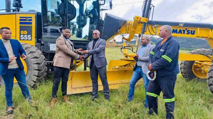 Eastern Cape Transport Minister Assures Ward 21 Residents of Road Completion Amidst Contractor Woes