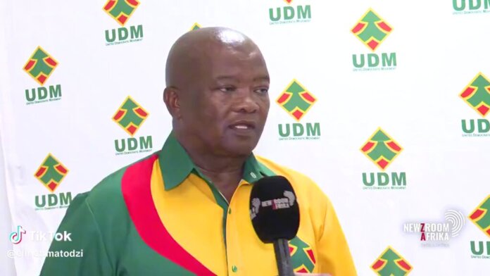 UDM’s Bantu Holomisa Offers Himself for Eastern Cape Premiership Following Pressure