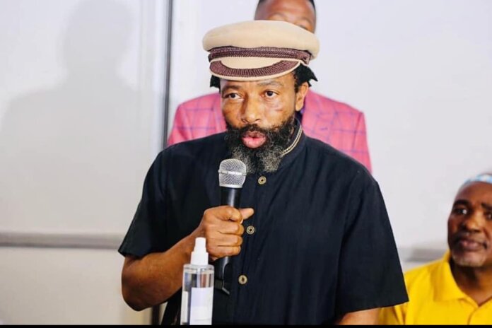 AbaThembu King Calls Urgent Meeting Over School Closures in Mthatha West