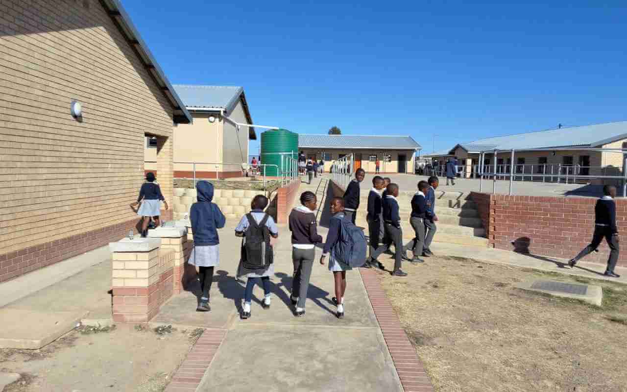 Zwelihlangene Primary School Officially Handed Over by MEC of Education