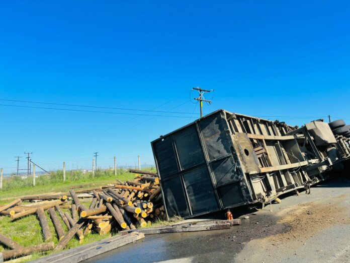 Motorists are urged to be alert of an accident along the R61 road in Redoubt near Wayside Village.