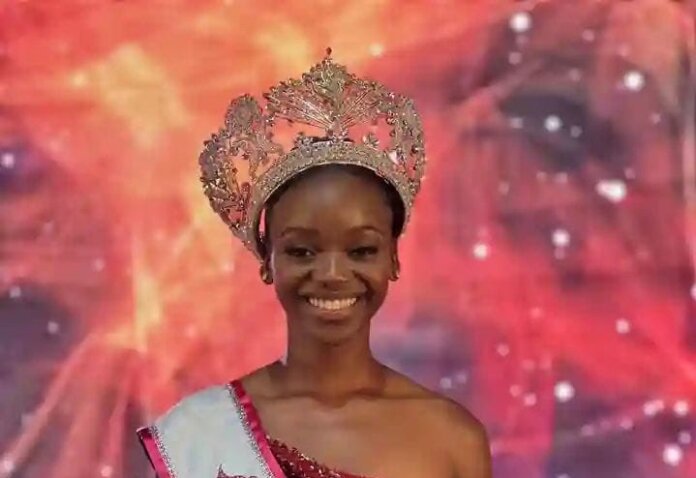 Melisa Nontshe Takes the Crown: Teen Universe Petite South Africa Winner's Inspirational Journey