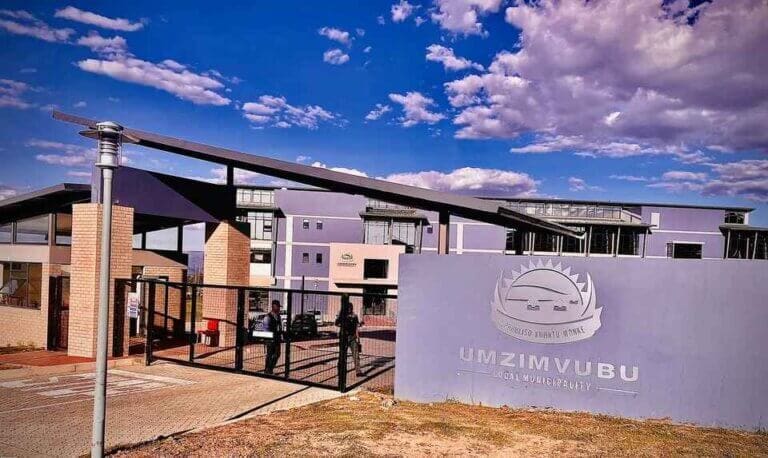 Umzimvubu Mayor Celebrates Clean Audit Achievement