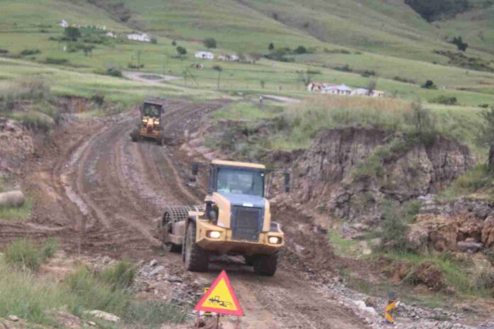 Umzimvubu Local Municipality Embarks on Bhakaleni to Sekileni Access Road Upgrade