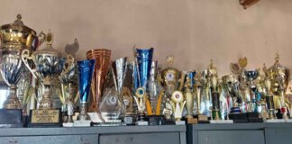 Gumzana Secondary School Outshines Top Schools Nationally Despite Harsh Rural Conditions GUMZANA SECONDARY SCHOOL OUTSHINES MANY SCHOOLS IN BOTH PROVINCIALLY & NATIONALLYGUMZANA SECONDARY SCHOOL OUTSHINES MANY SCHOOLS IN BOTH PROVINCIALLY & NATIONALLY