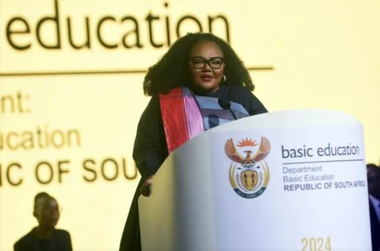 Minister Gwarube Welcomes Start of Mother-Tongue Bilingual Assessments