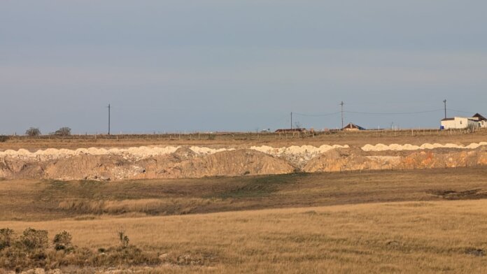 N2 Road Building Khanyayo 2025 07 20 Sinegugu Zukulu 1 002 Amadiba Crisis Committee, Traditional Leaders Challenge SANRAL and DLRRD Over N2 Wild Coast Project