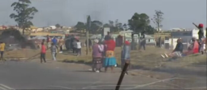 10 key points from eff eastern cape on qunu water protest