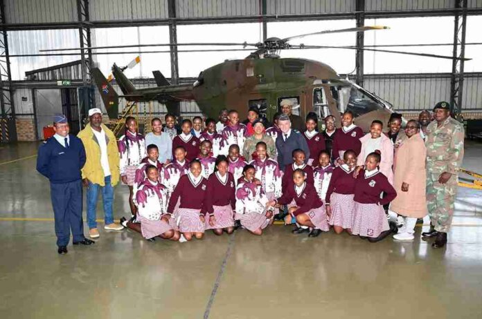 sandf inspires eastern cape learners air ground displays 11zon