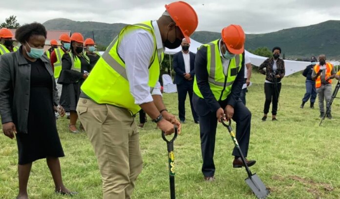 Alfred Nzo Rallies for Arbor Day in Siphundu