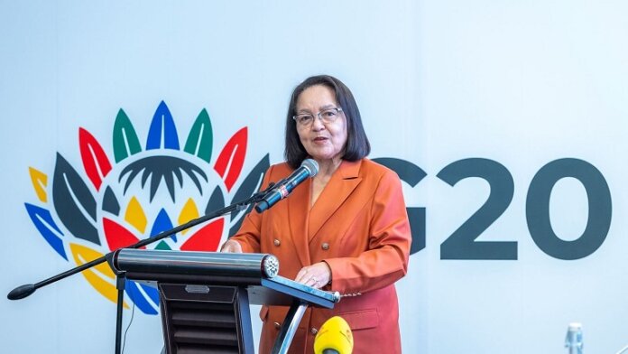 Lille Defends Tourism Oversight Amid Board Chaos