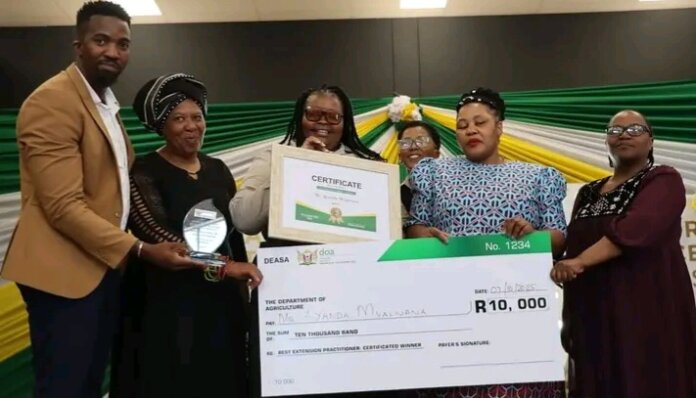 Agriculture Department Honours Outstanding Extension Officers in Chris Hani District