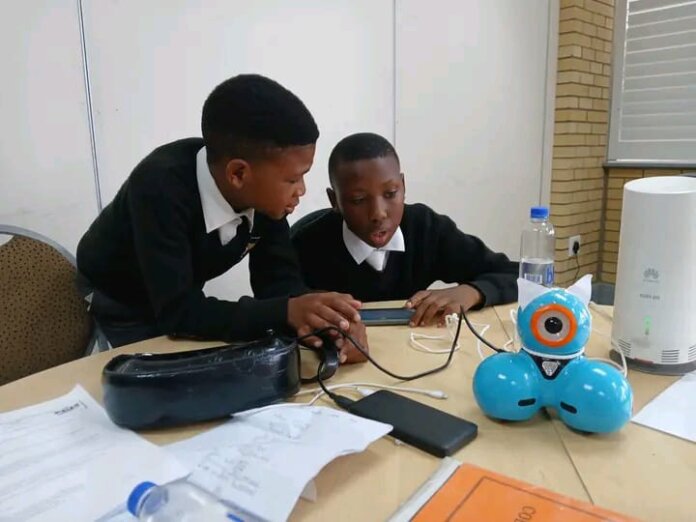 E Teaching And Learning Directorare Hosted At MMELI E Teaching and Learning Directorare hosted at MMELI