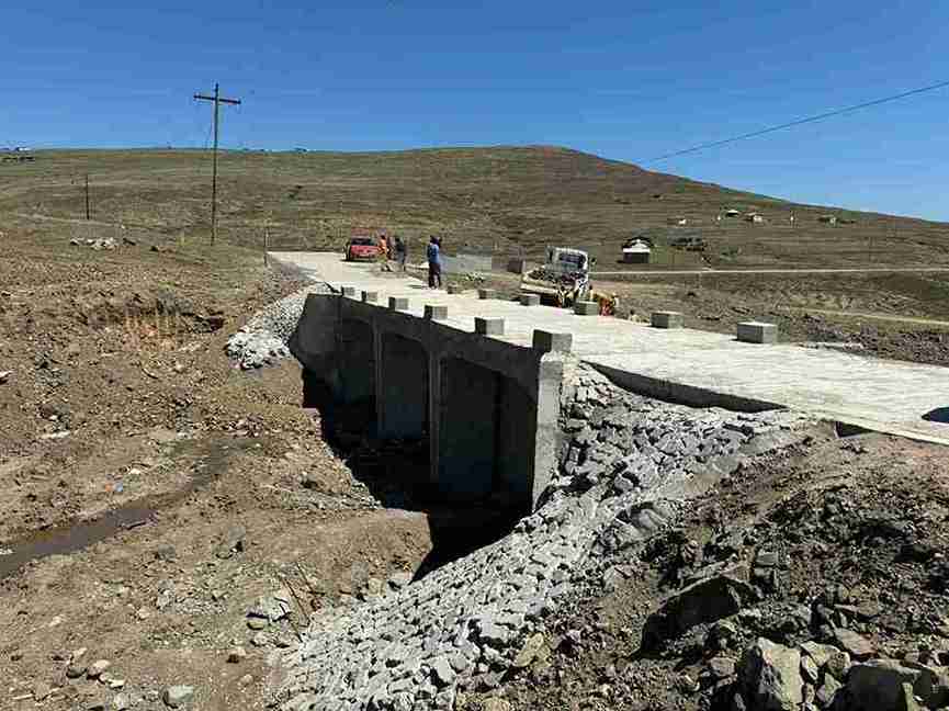 Kumkani Mhlontlo Local Municipality Service Delivery (1) Kumkani Mhlontlo Local Municipality service delivery (1)