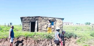 Nikhwe Youth Unite to Rebuild Elderly Man’s Crumbling Home Nikhwe Youth Unite to Rebuild Elderly Man’s Crumbling Home