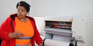 OR Tambo District Donates Machine to Local Entrepreneur