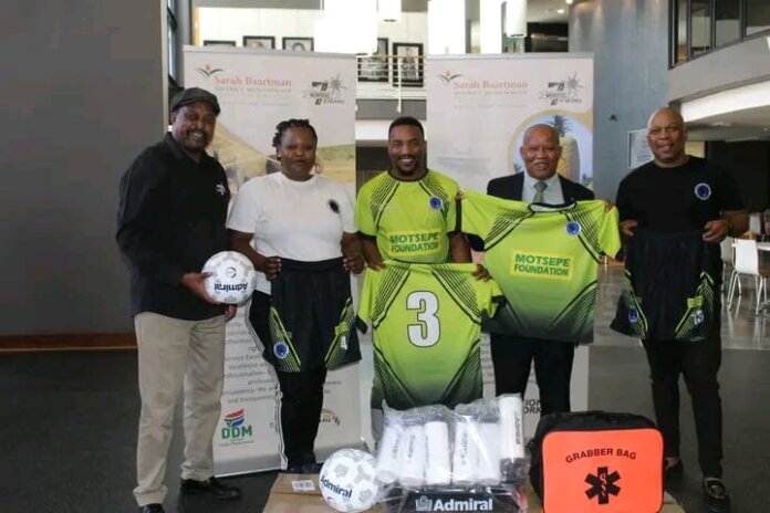 Sarah Baartman District Municipality Executive Mayor Councilor, Deon de Vos handed over new football kit