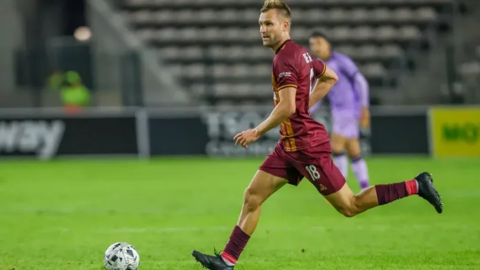 Orlando Pirates Seal Deal for Stellenbosch Midfielder Andre de Jong Orlando Pirates Seal Deal for Stellenbosch Midfielder Andre de Jong.