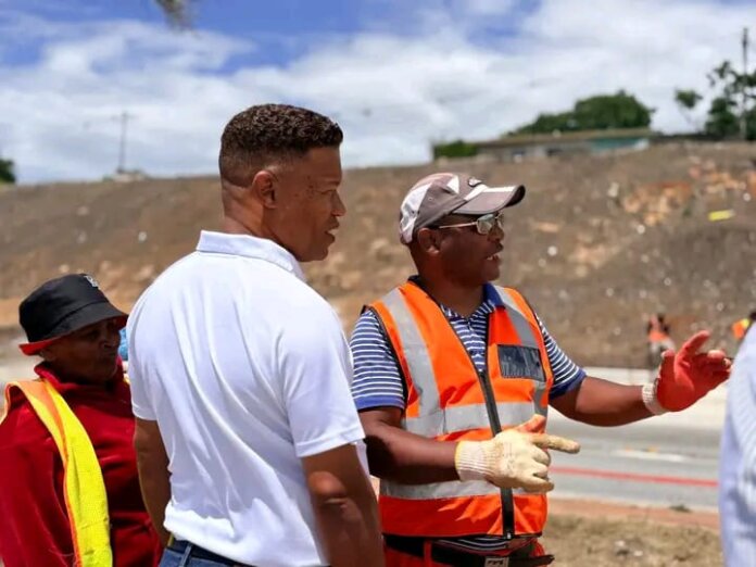 Nelson Mandela Bay Municipality Acting Mayor Councilor Gary van Niekerk inspects Helenvale road upgrades-Image: Facebook,NMBM