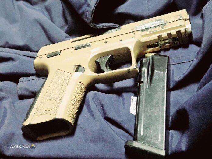 SAPS Seizes Illegal Guns After Interprovincial Chase SAPS Seizes Illegal Guns After Interprovincial Chase