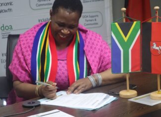 Eastern Cape signs agriculture partnership with Germany Eastern Cape Agriculture MEC, Nonceba Kontsiwe signed a Memorandum of Understanding with the Ministry for Food