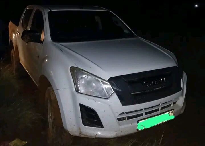 ISUZU D MAX Recovered By Police ISUZU D MAX recovered by police