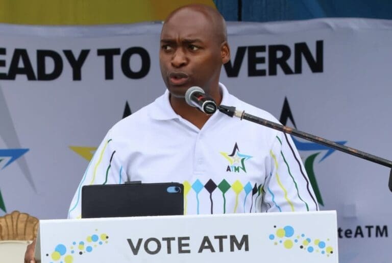 Opposition parties accuse Ramaphosa of delaying tactics after refusing to resign over Phala Phala